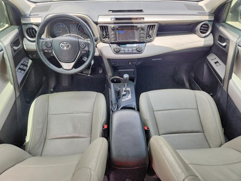 2017 TOYOTA RAV4 XLE XLE 8