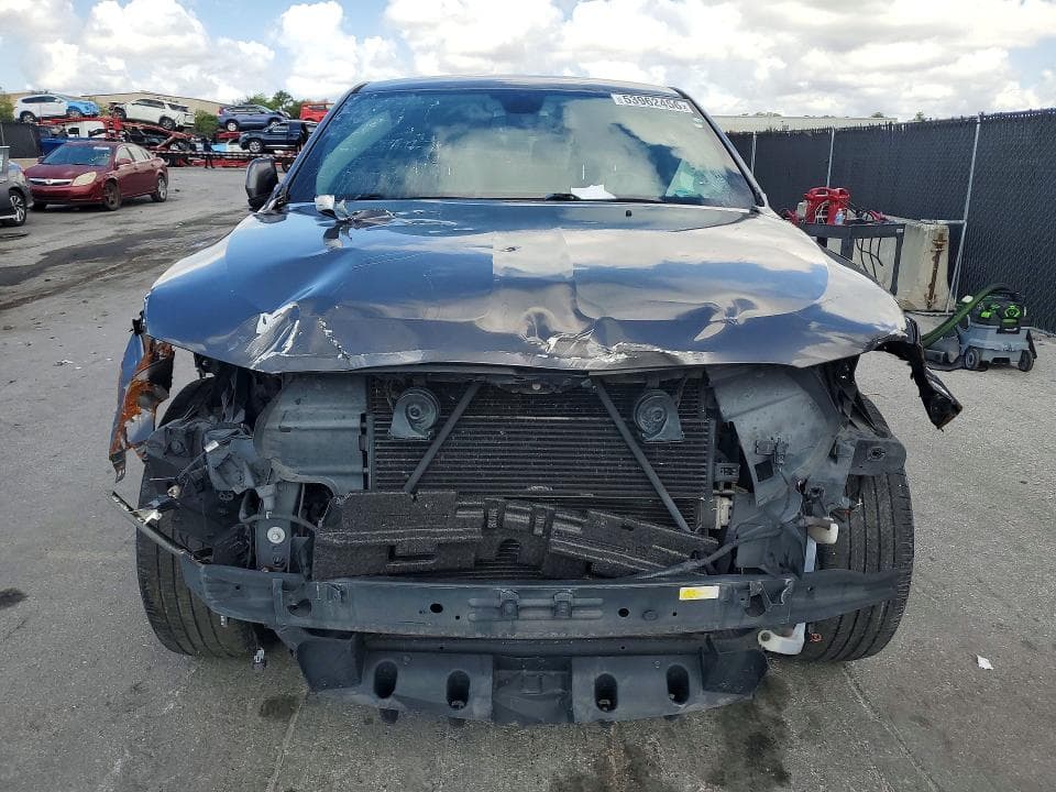 2018 DODGE DURANGO SXT 5