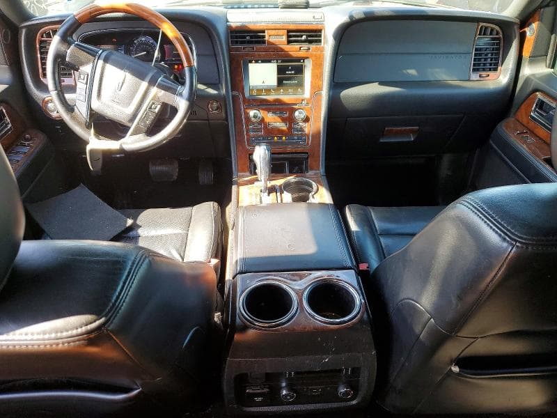 2016 LINCOLN NAVIGATOR L SELECT 8