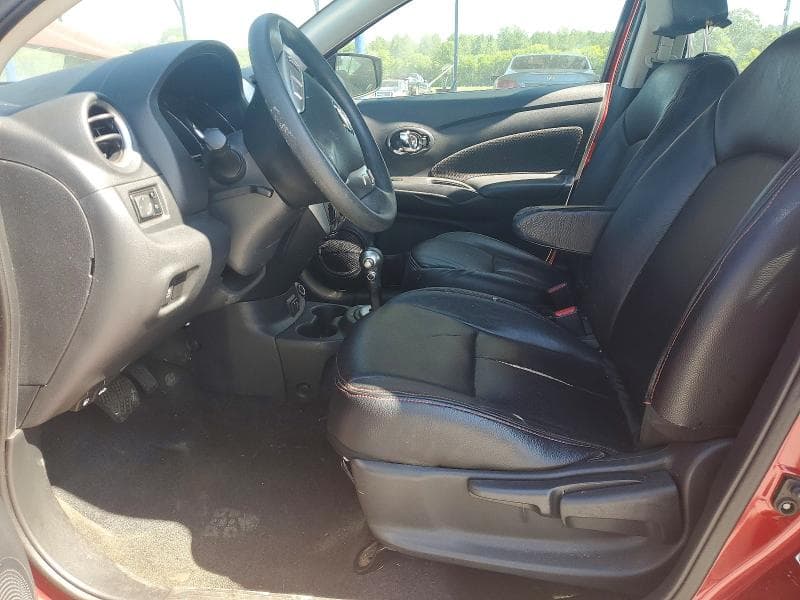 2019 NISSAN VERSA SV 7