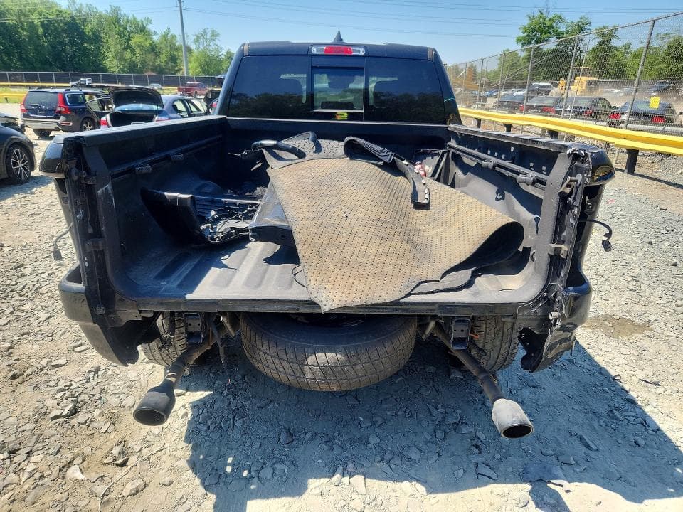 2019 RAM 1500 LARAMIE LARAMIE 6