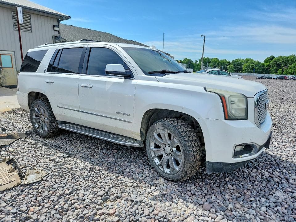2016 GMC YUKON DENALI 4
