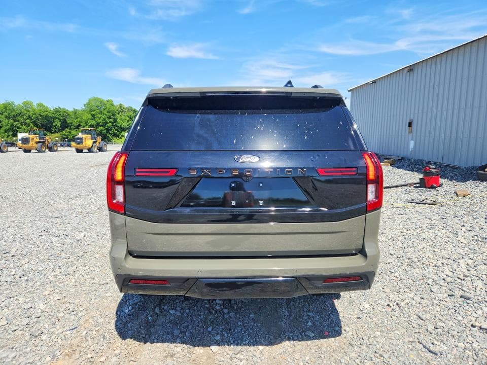 2025 FORD EXPEDITION TREMOR 6