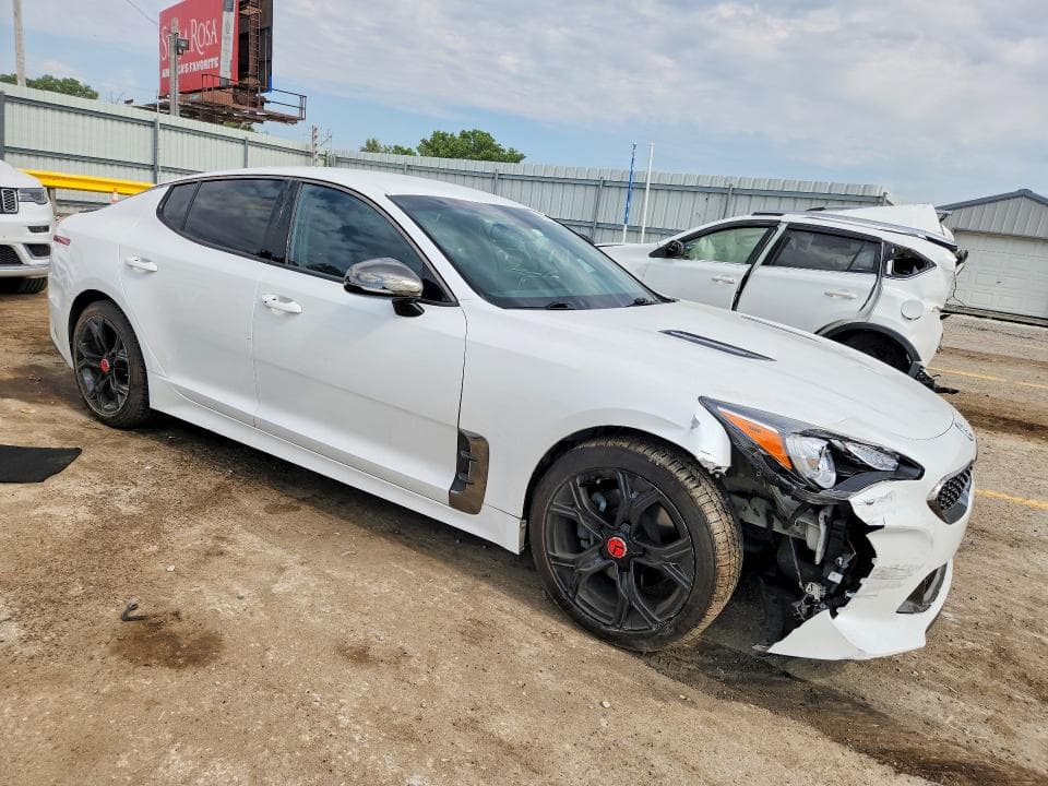 2021 KIA STINGER GT-LINE 4