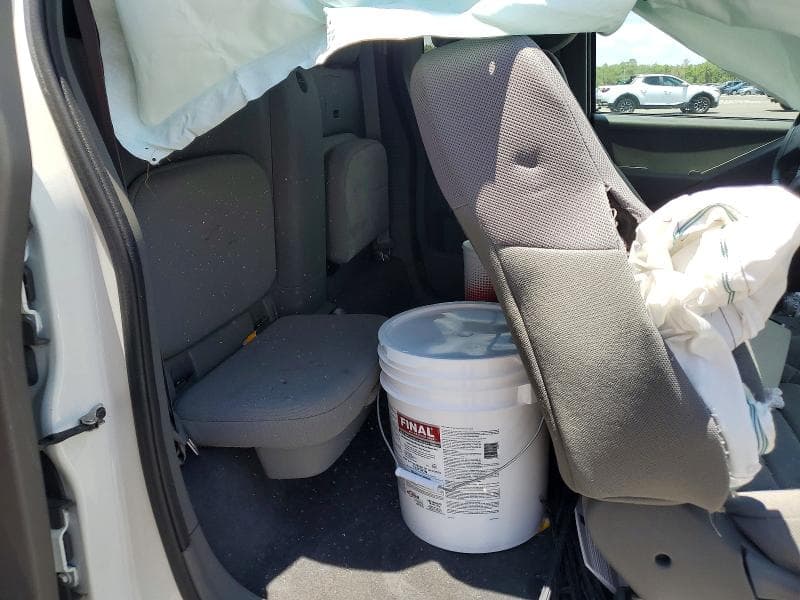 2019 NISSAN FRONTIER S 10