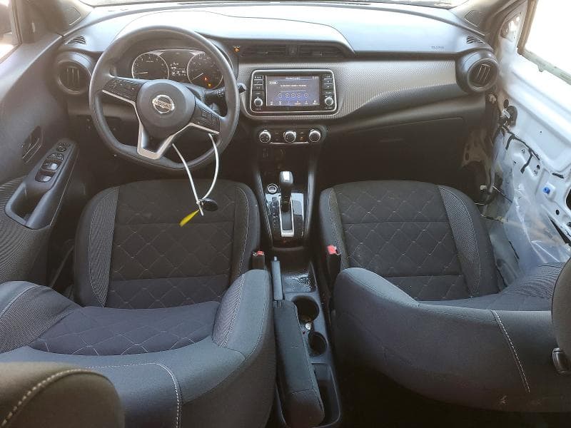 2020 NISSAN KICKS S 8