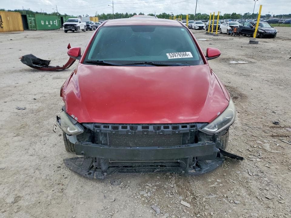 2018 HYUNDAI ELANTRA SE 5