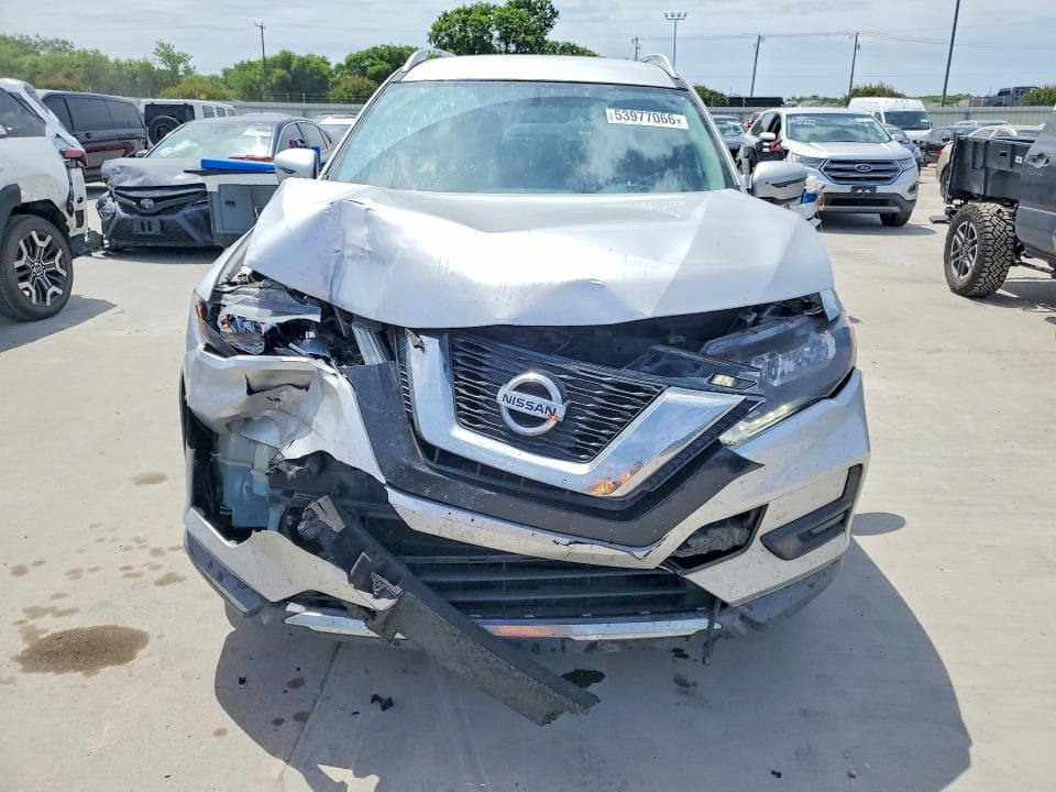 2017 NISSAN ROGUE 5