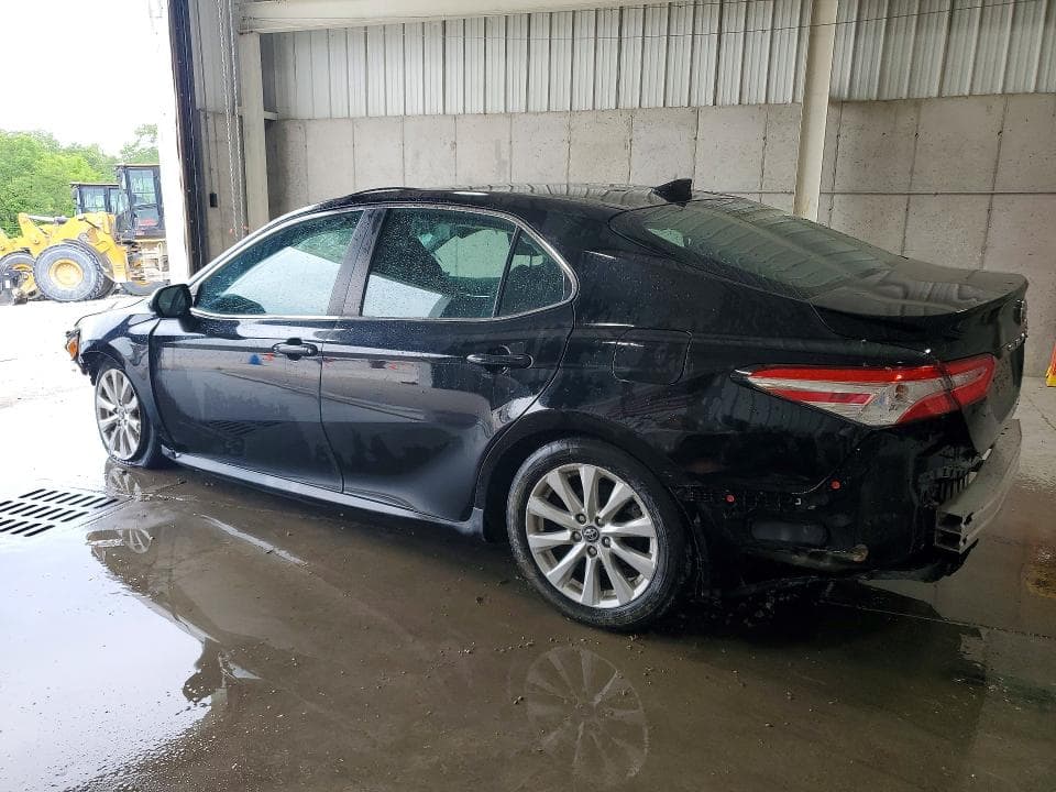 2020 TOYOTA CAMRY LE 2