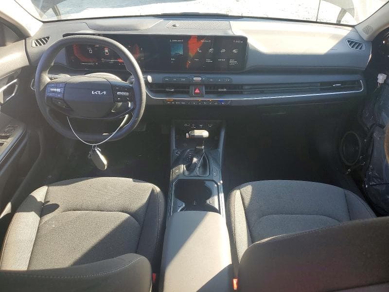 2025 KIA K4 LXS LXS 8