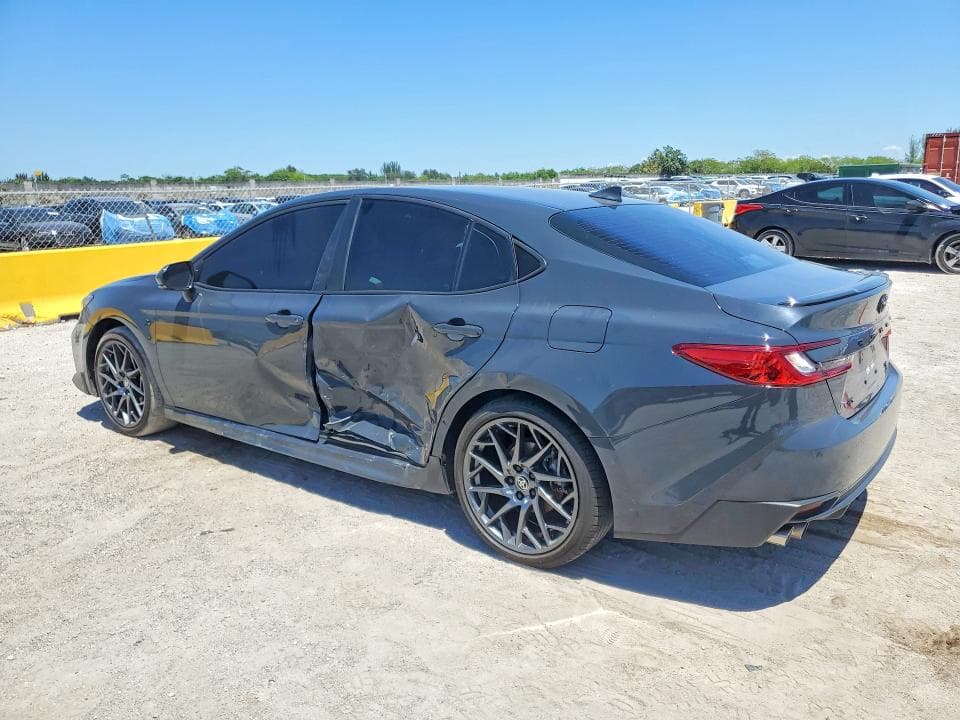 2025 TOYOTA CAMRY SE 2