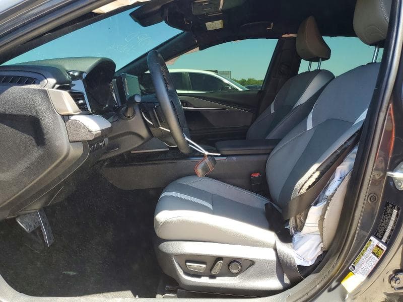 2025 TOYOTA CAMRY SE 7