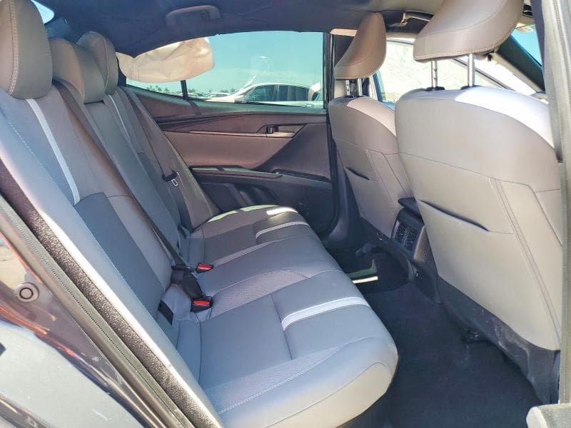 2025 TOYOTA CAMRY SE 10
