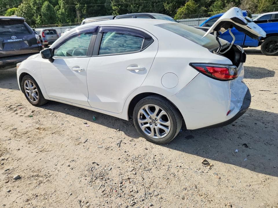 2017 TOYOTA YARIS IA BASE 2