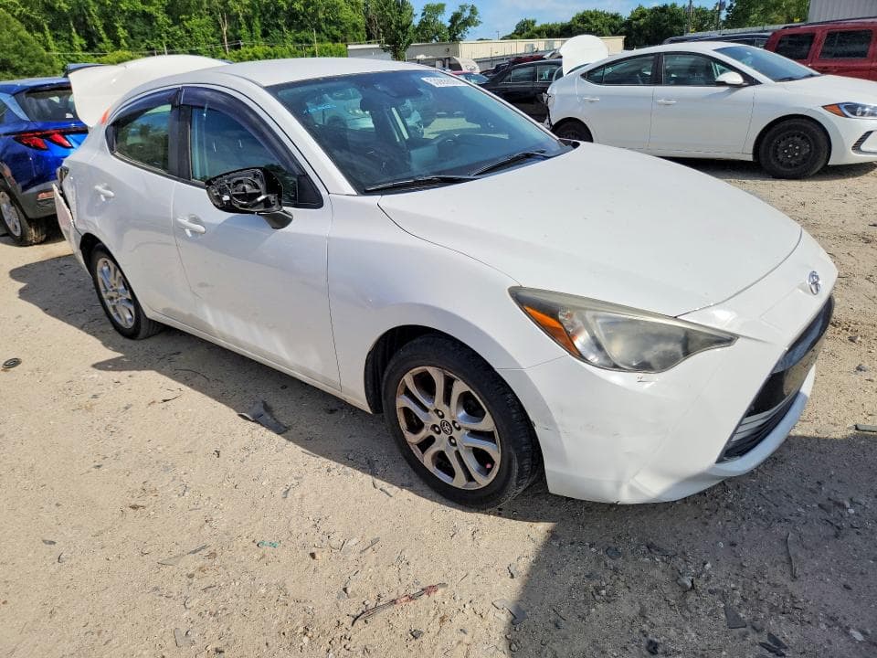 2017 TOYOTA YARIS IA BASE 4