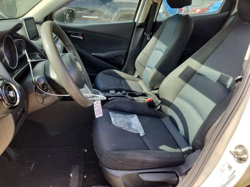 2017 TOYOTA YARIS IA BASE 7