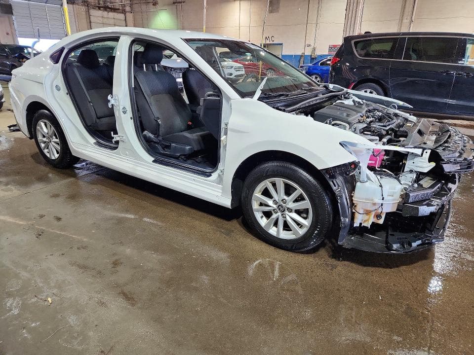 2025 TOYOTA CAMRY LE 4