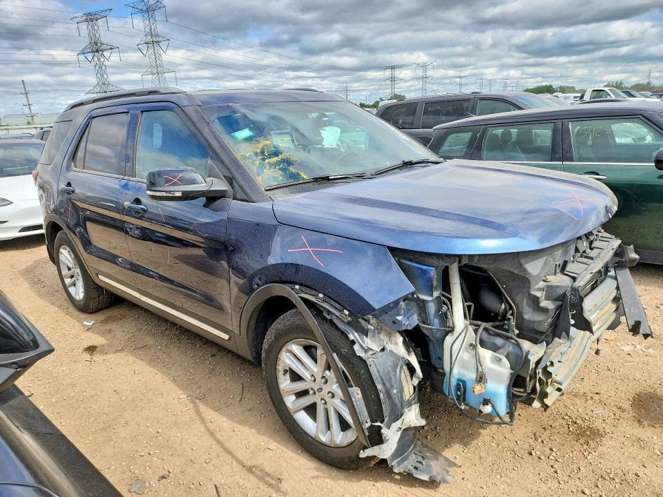 2017 FORD EXPLORER XLT 4