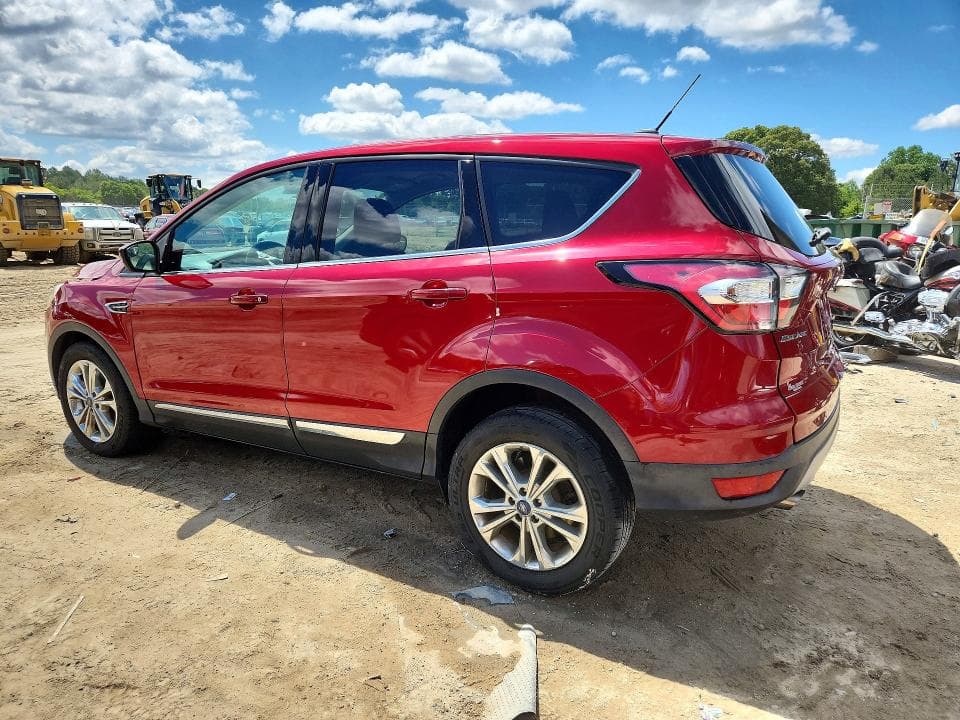 2017 FORD ESCAPE SE 2
