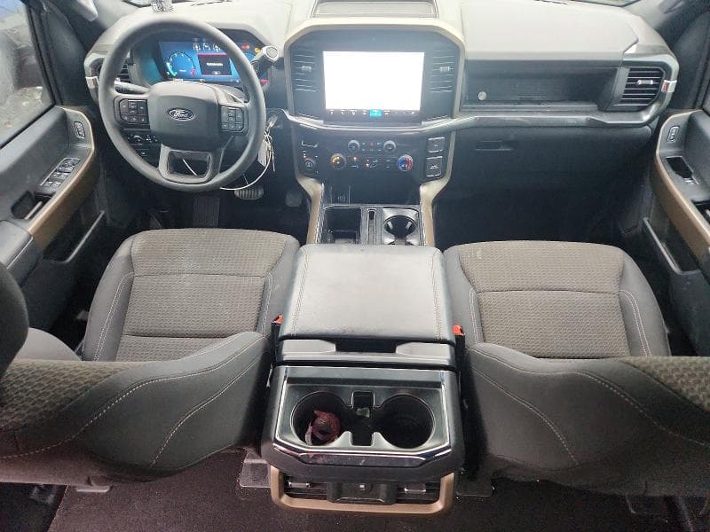 2025 FORD F150 STX 8