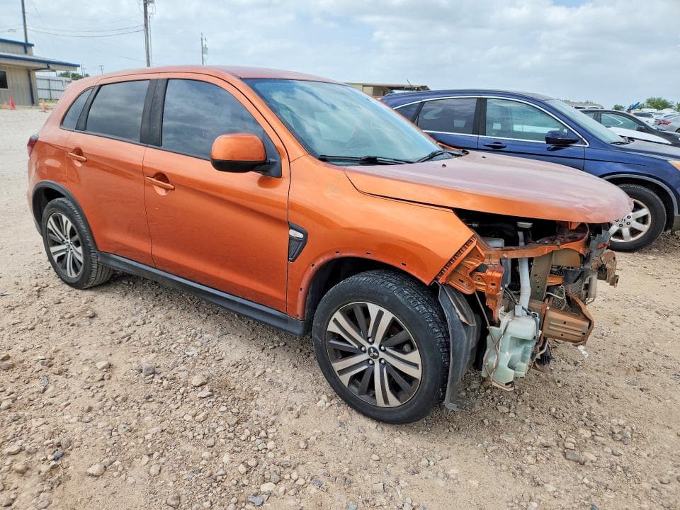 2020 MITSUBISHI OUTLANDER SPORT ES 4