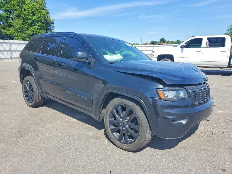 2020 JEEP GRAND CHEROKEE LAREDO LAREDO 4