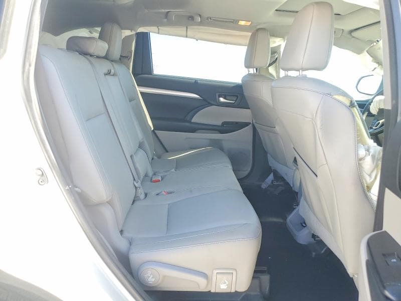 2017 TOYOTA HIGHLANDER XLE XLE 11