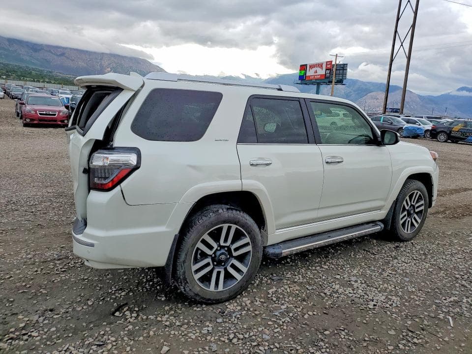 2023 TOYOTA 4RUNNER LIMITED LIMITED 3
