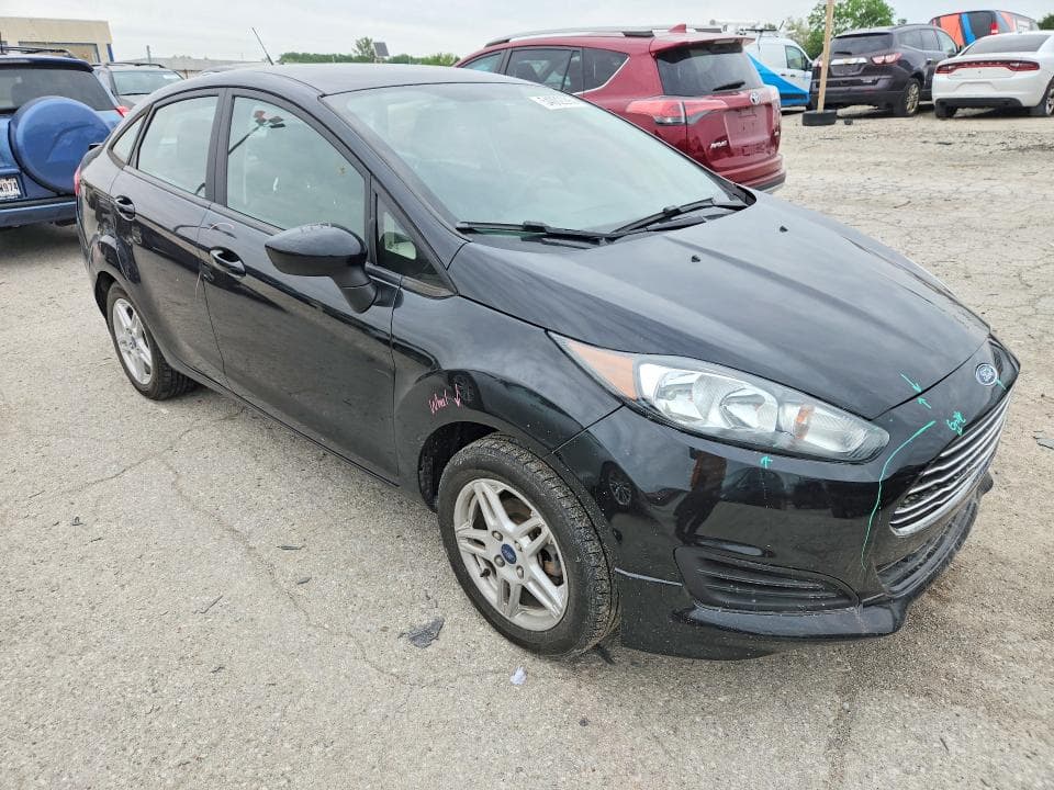2019 FORD FIESTA SE 4