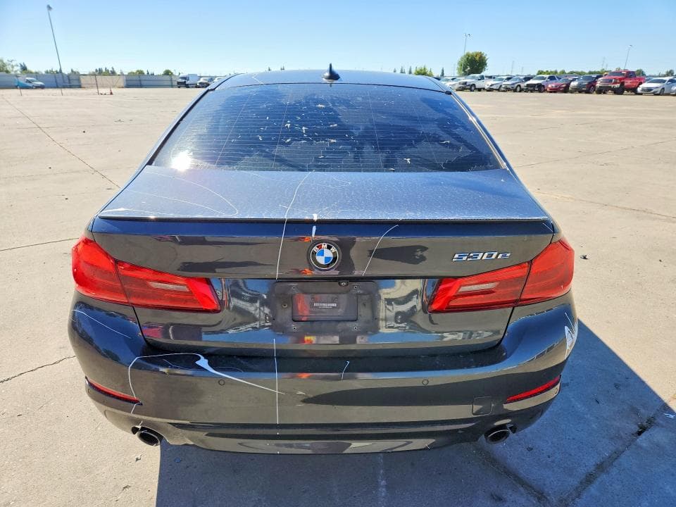 2019 BMW 530E 6