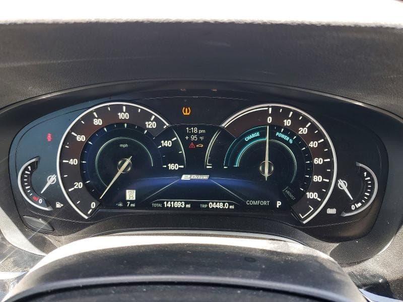 2019 BMW 530E 9