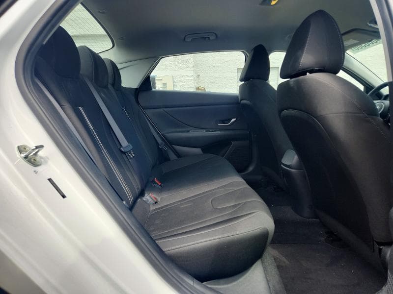 2023 HYUNDAI ELANTRA SEL 10