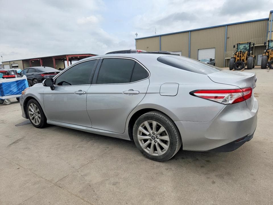 2018 TOYOTA CAMRY LE LE 2