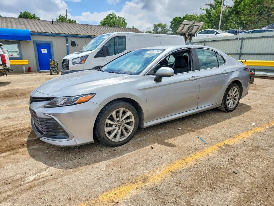 2021 TOYOTA CAMRY LE LE - 1