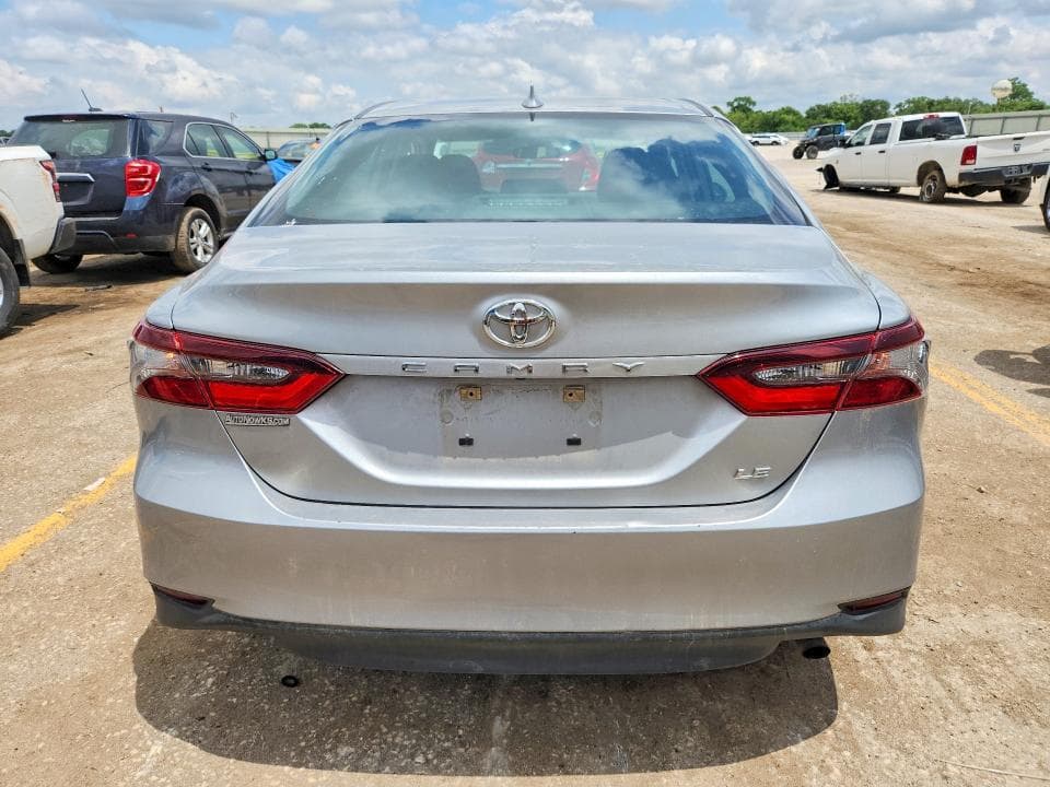 2021 TOYOTA CAMRY LE LE 6