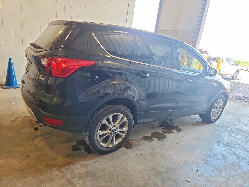 2019 FORD ESCAPE SEL 3