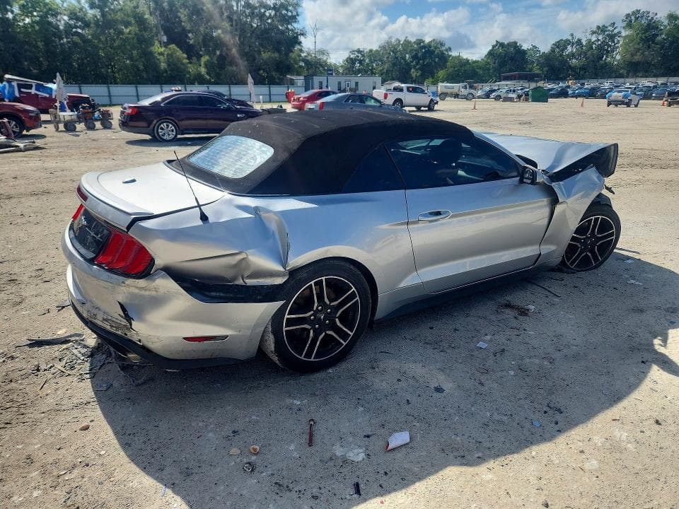 2018 FORD MUSTANG 3