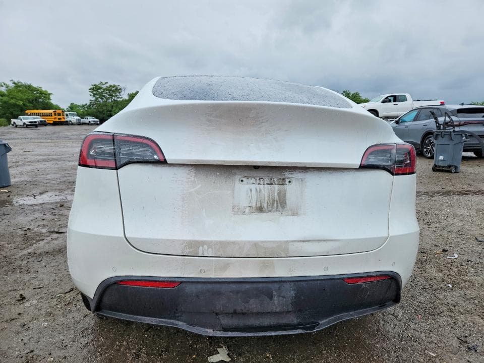 2022 TESLA MODEL Y 6