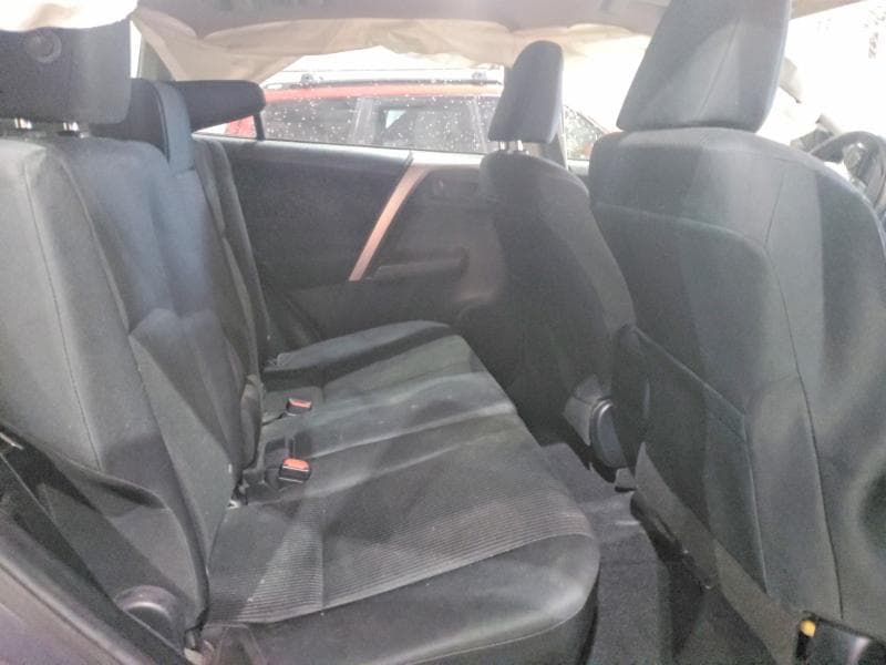 2018 TOYOTA RAV4 LE 11