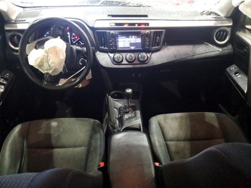 2018 TOYOTA RAV4 LE 8