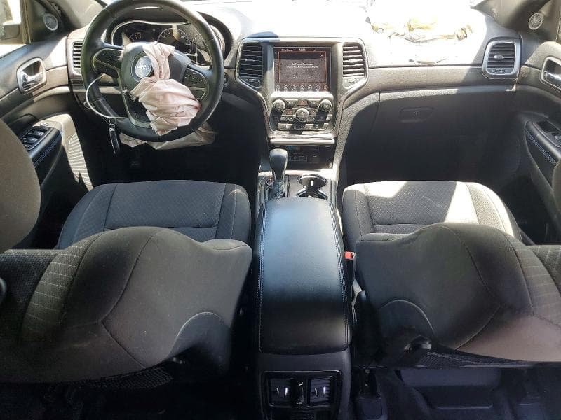 2018 JEEP GRAND CHEROKEE LAREDO 8