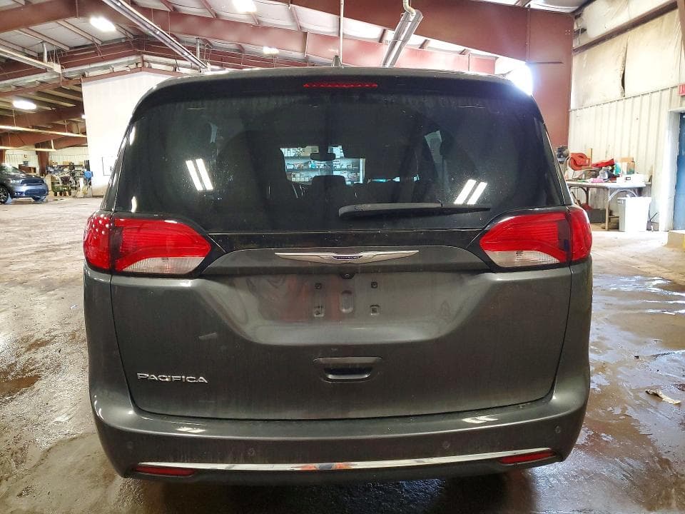 2019 CHRYSLER PACIFICA TOURING L 6