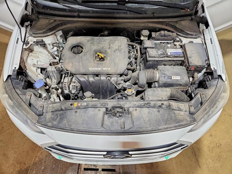 2018 HYUNDAI ELANTRA SE SE 11