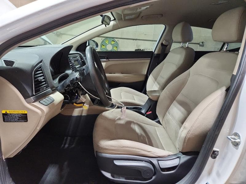 2018 HYUNDAI ELANTRA SE SE 7