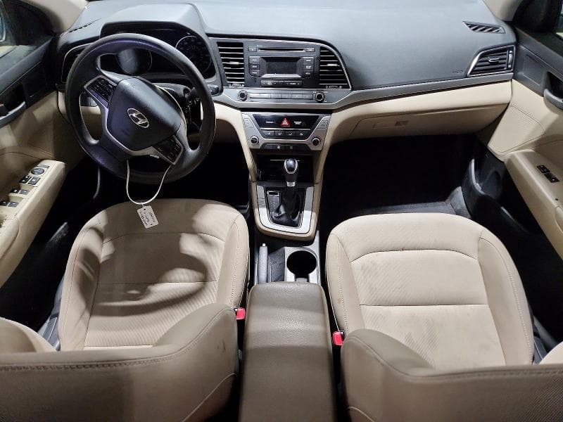 2018 HYUNDAI ELANTRA SE SE 8
