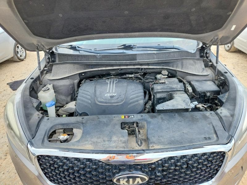 2017 KIA SORENTO EX 12