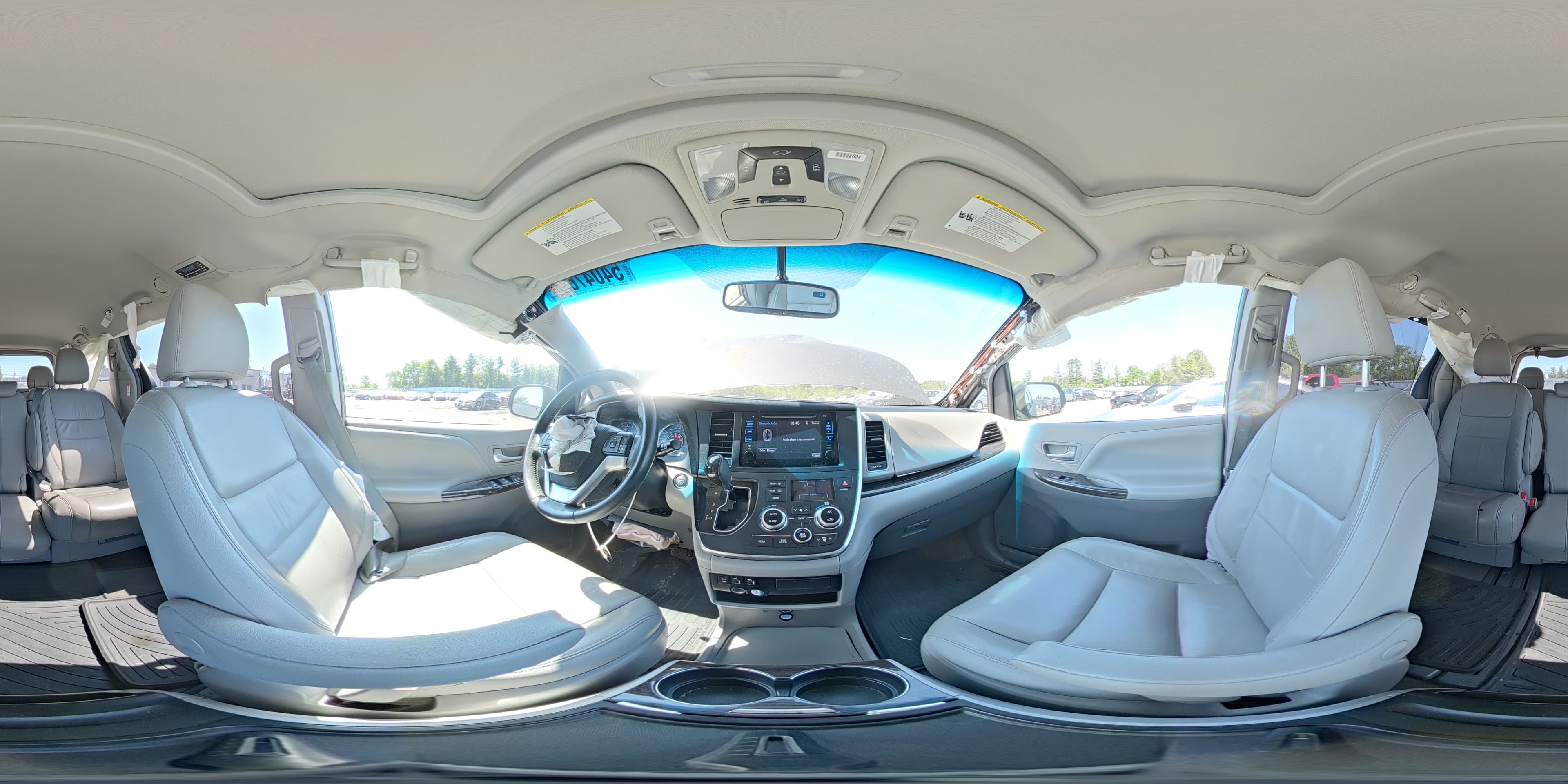 2017 TOYOTA SIENNA XLE 8-PASSENGER XLE 8-PASSENGER 15
