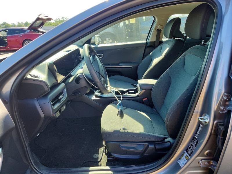 2025 KIA K4 LXS LXS 7