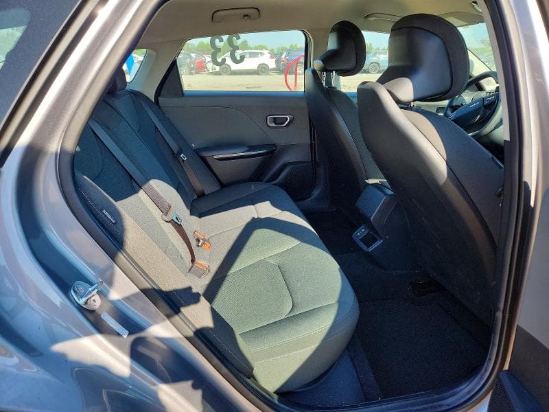 2025 KIA K4 LXS LXS 10