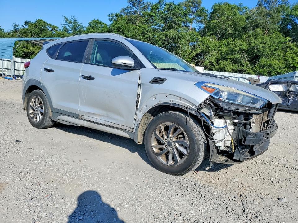 2017 HYUNDAI TUCSON SE SE 4